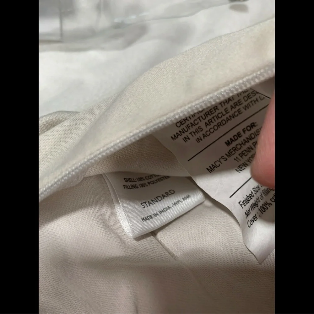 NIB $120 [ 1 Standard ] Quilted‎ Pillow Sham for Hotel Collection Opalescent